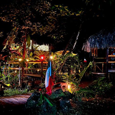 Cabanas Bambutan Palenque Exteriör bild