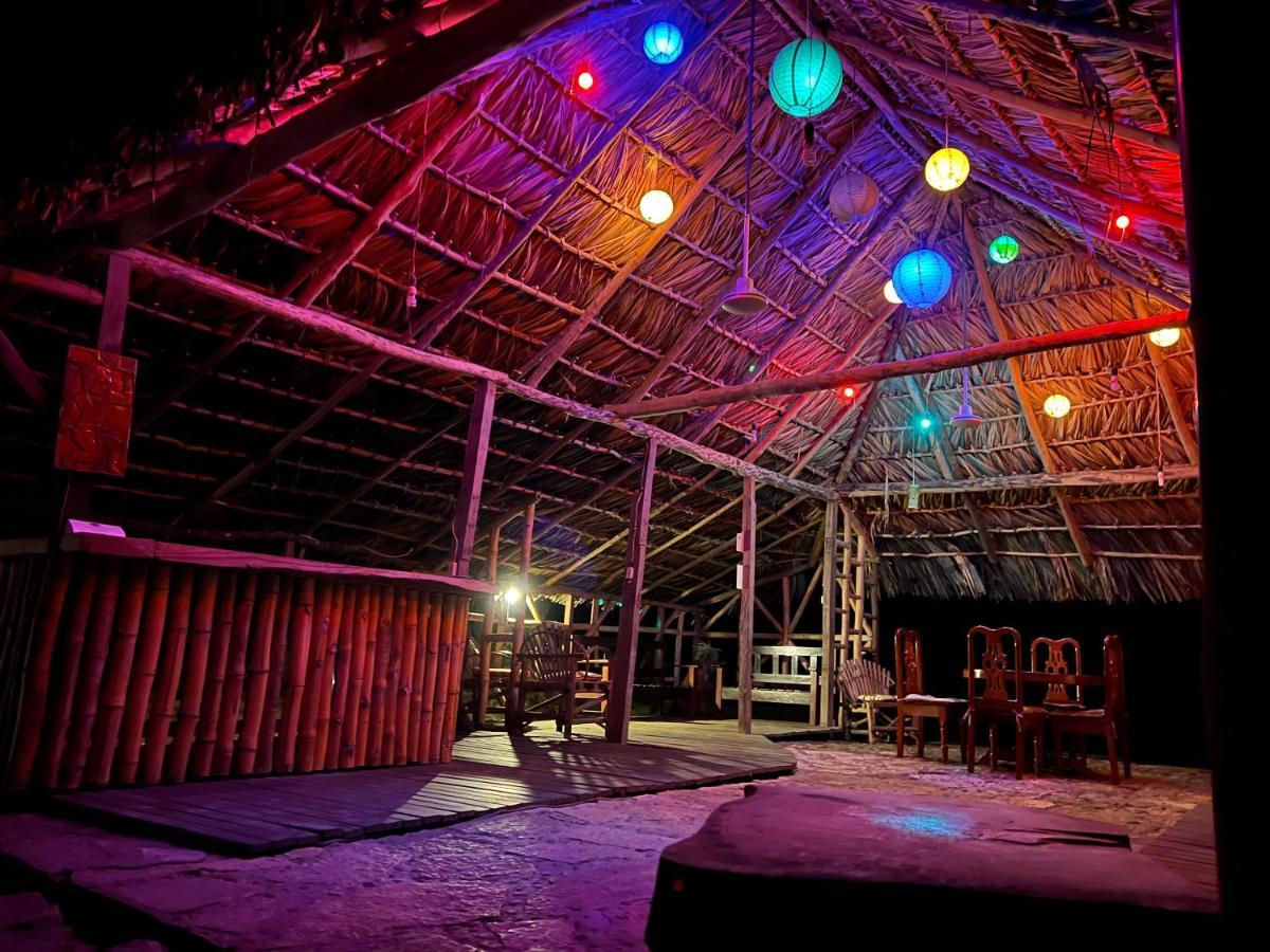 Cabanas Bambutan Palenque Exteriör bild