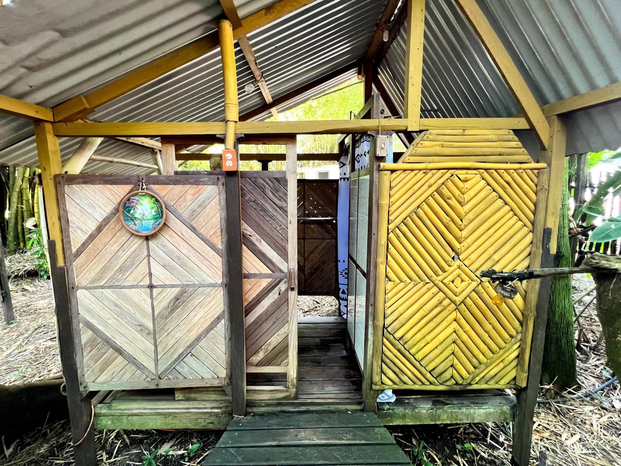Cabanas Bambutan Palenque Rum bild